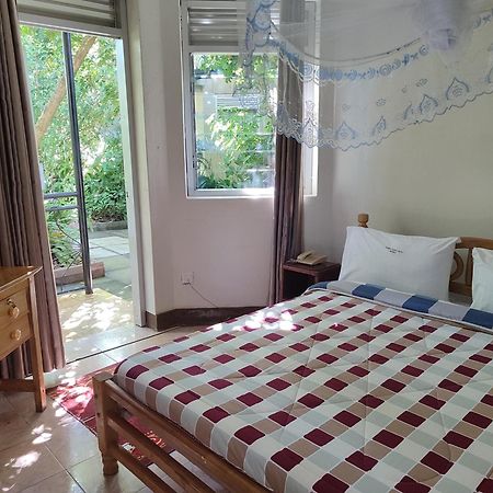 Garden Courts Hotel Masaka Dış mekan fotoğraf