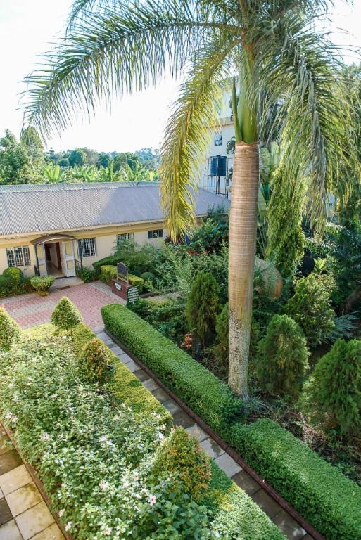 Garden Courts Hotel Masaka Dış mekan fotoğraf