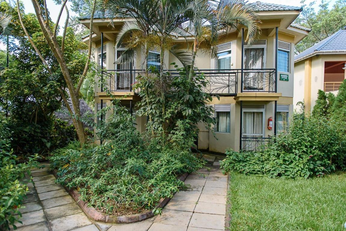Garden Courts Hotel Masaka Dış mekan fotoğraf