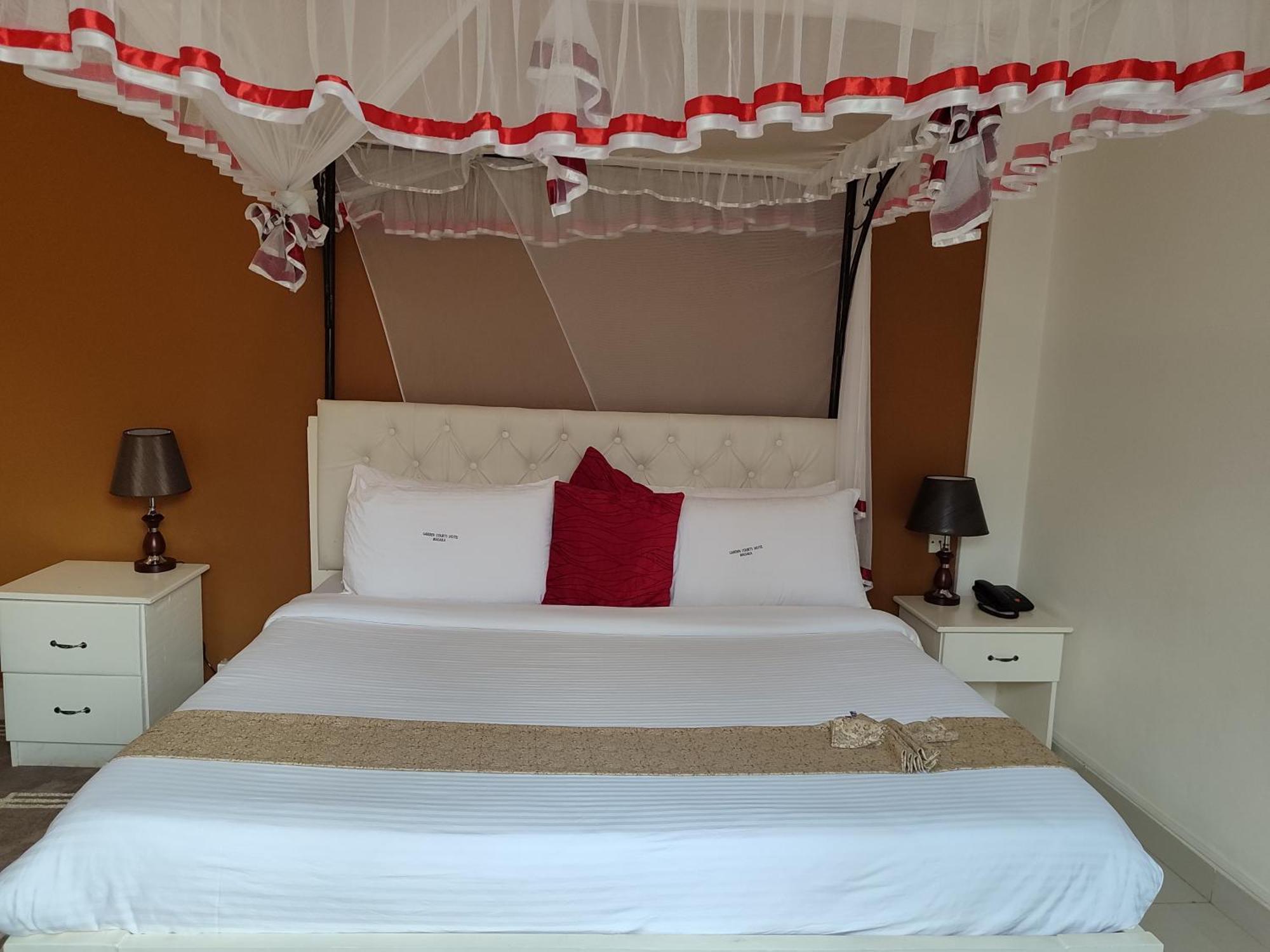 Garden Courts Hotel Masaka Dış mekan fotoğraf